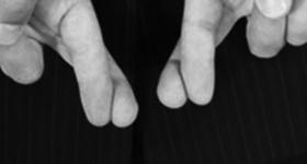 Zwei Überkreuzte Finger