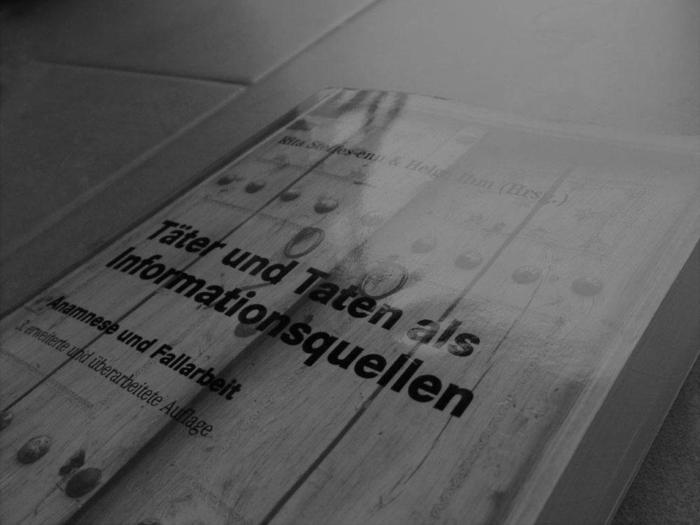 T&auml;ter und Taten als Informationsquellen